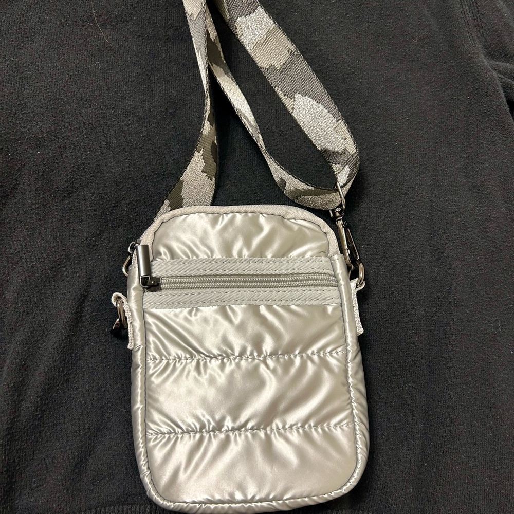 EUC Super cute mini crossbody bag- silver/ black camo adjustable/removable strap